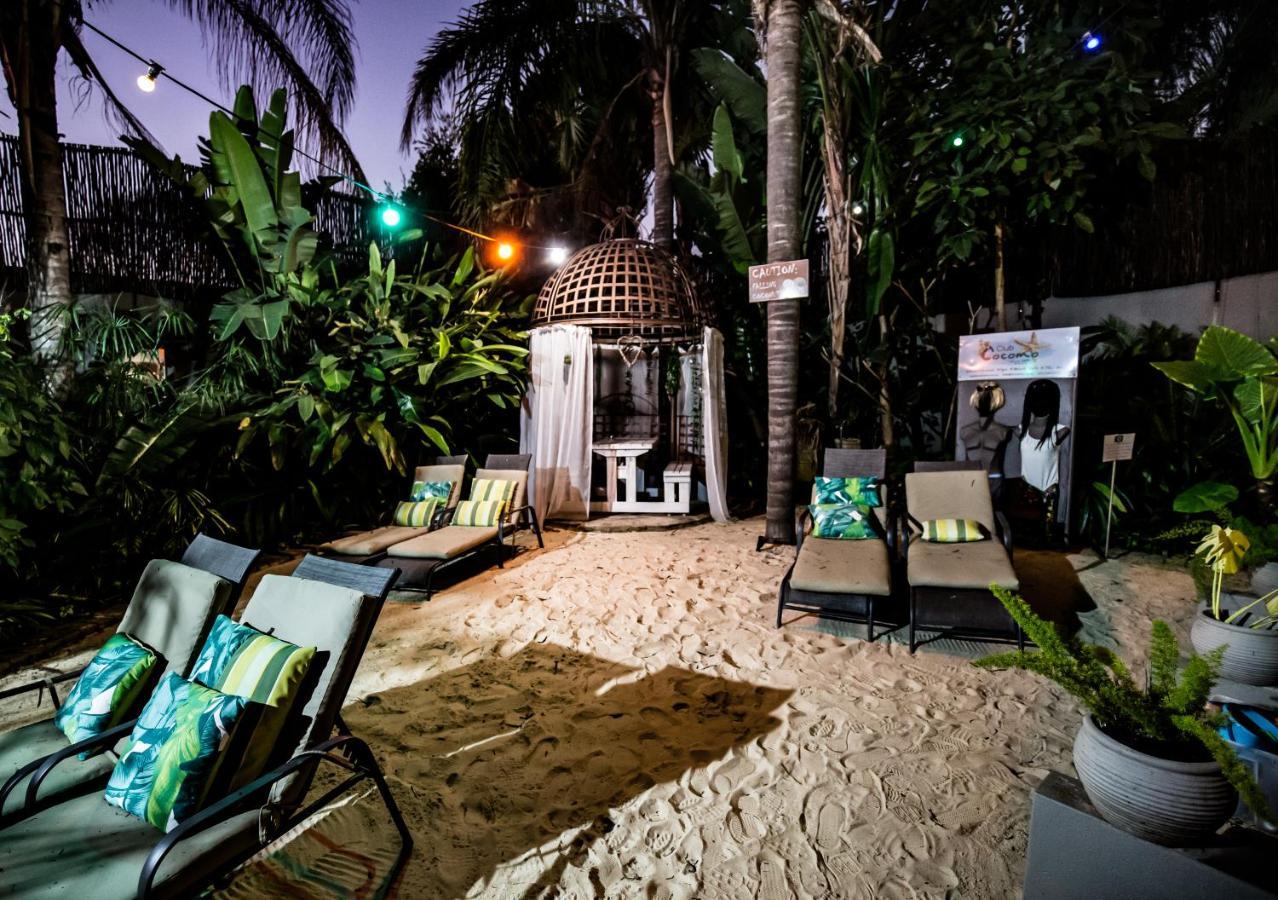 Club Cocomo Hartbeespoort Exteriör bild