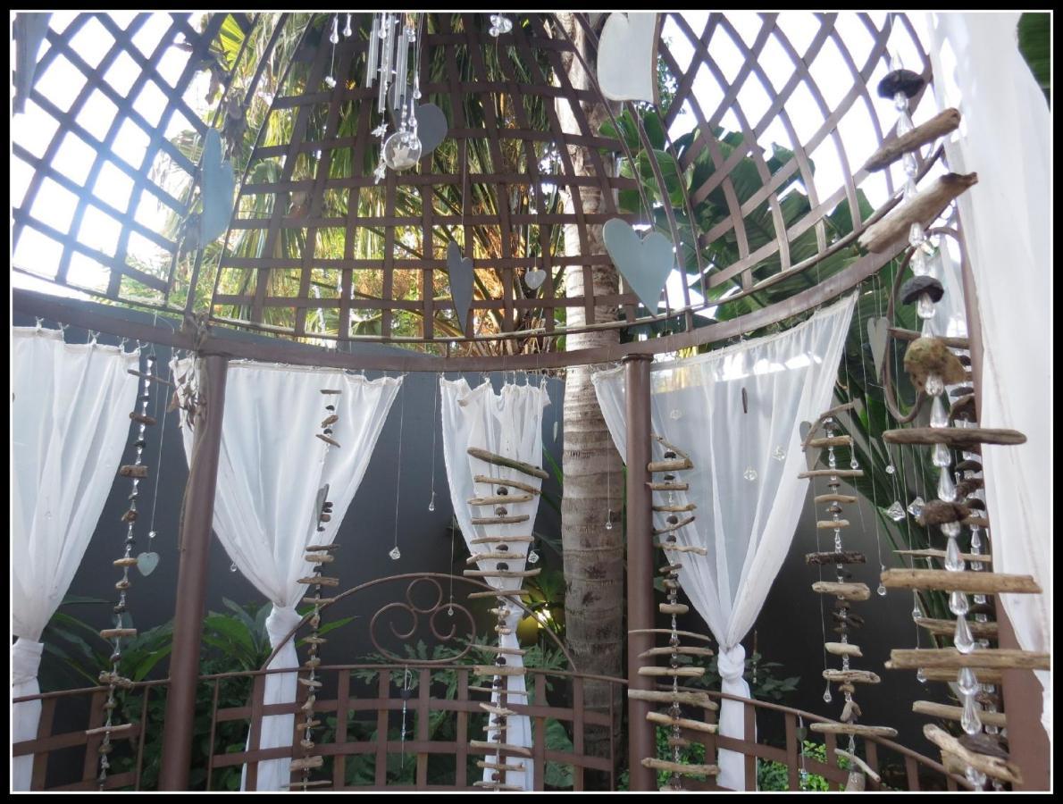 Club Cocomo Hartbeespoort Exteriör bild
